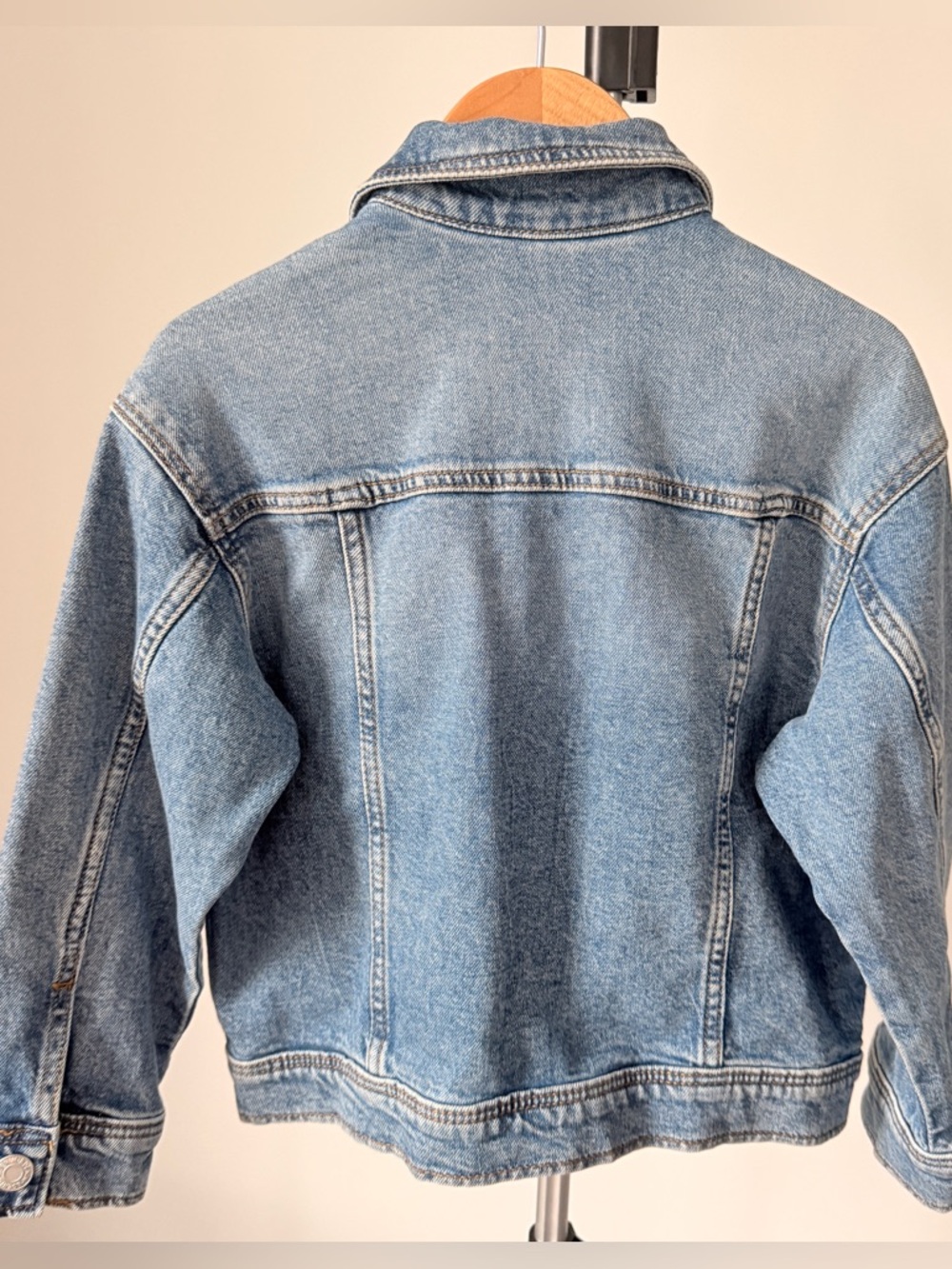 H&M Light Blue Denim Jean Jacket for Kids Size 6 - Picture 2 of 3